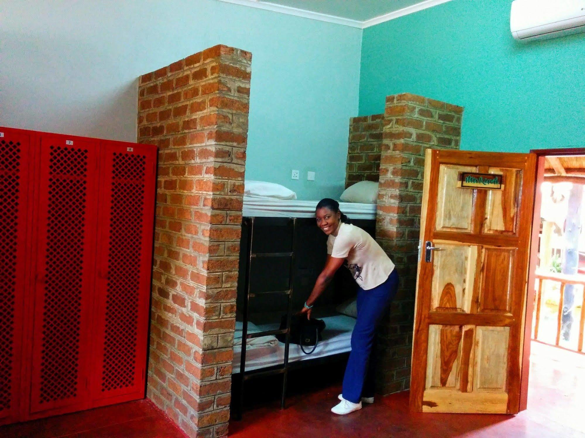 Ostello Jollyboys Backpackers Livingstone Esterno foto