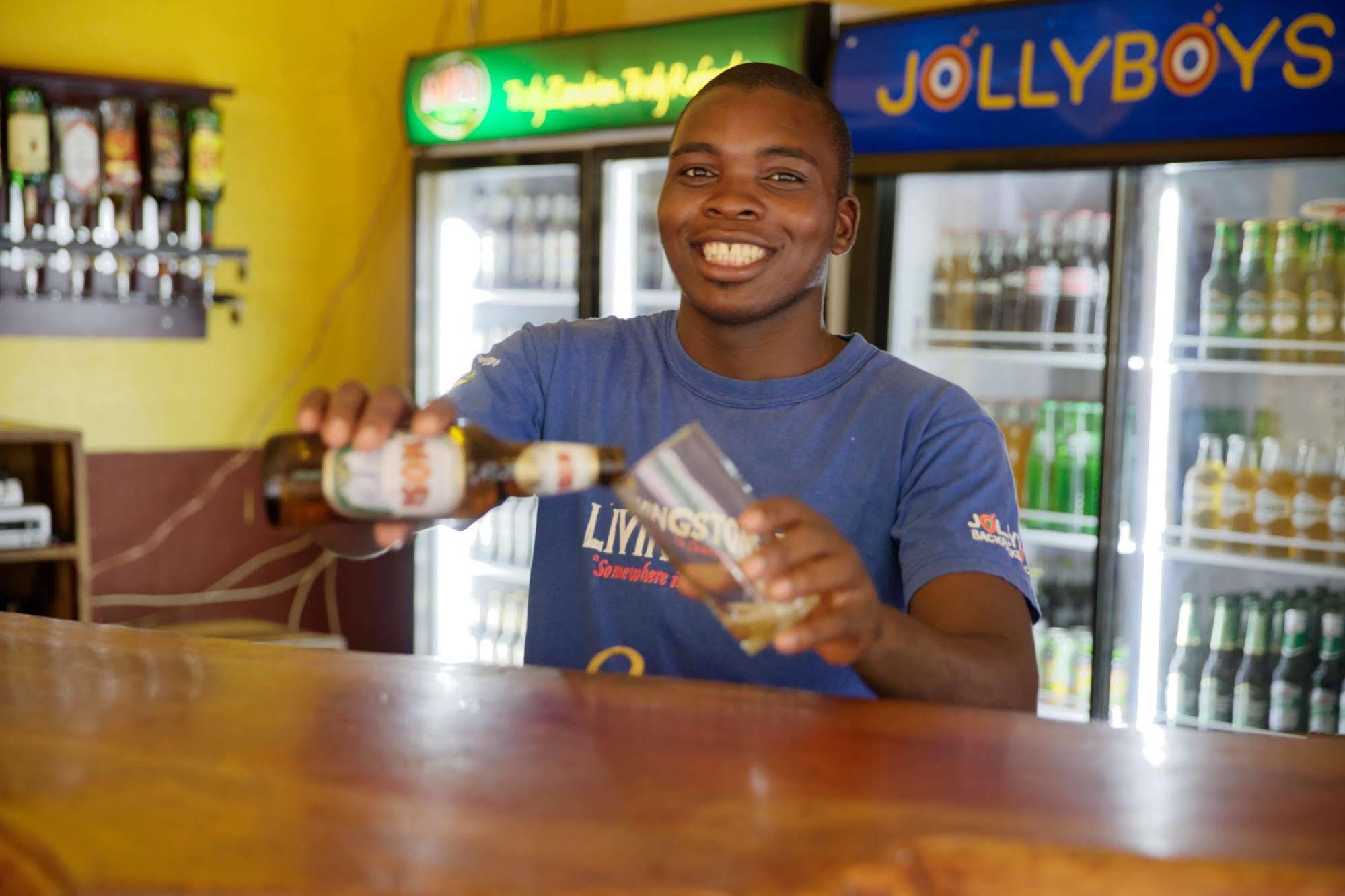 Ostello Jollyboys Backpackers Livingstone Esterno foto